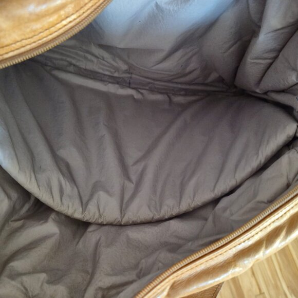 M0851 Leather Crossbody Laptop Bag - Picture 10 of 14